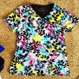 Cherokee Infinity-Floral-Medium Sized Female Scrub Top